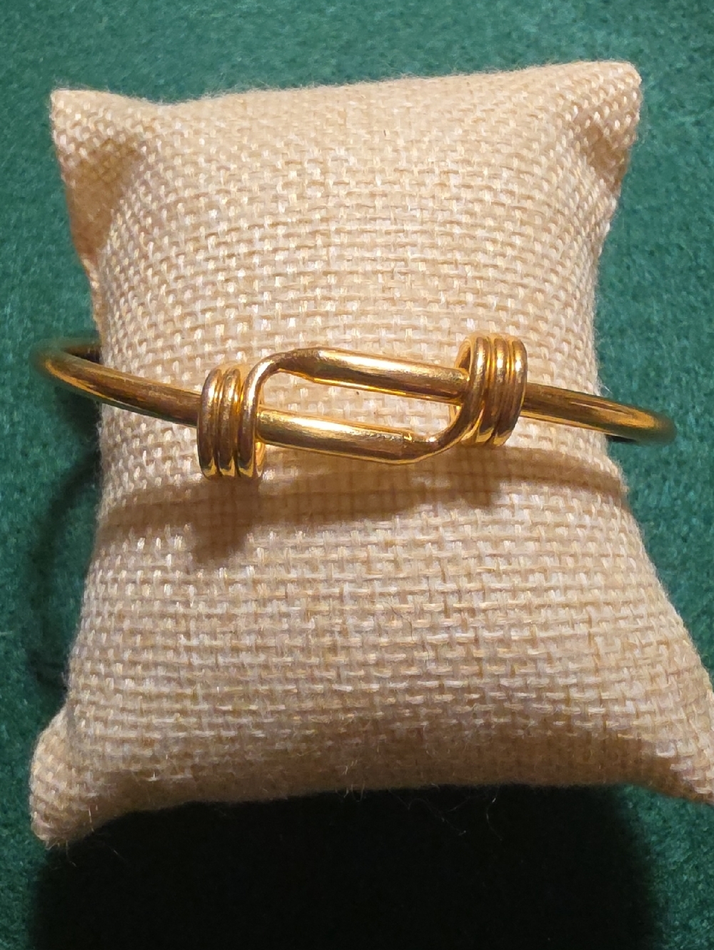 Vintage Metropolitan Museum of Art 24k Gold-plated Bracelet